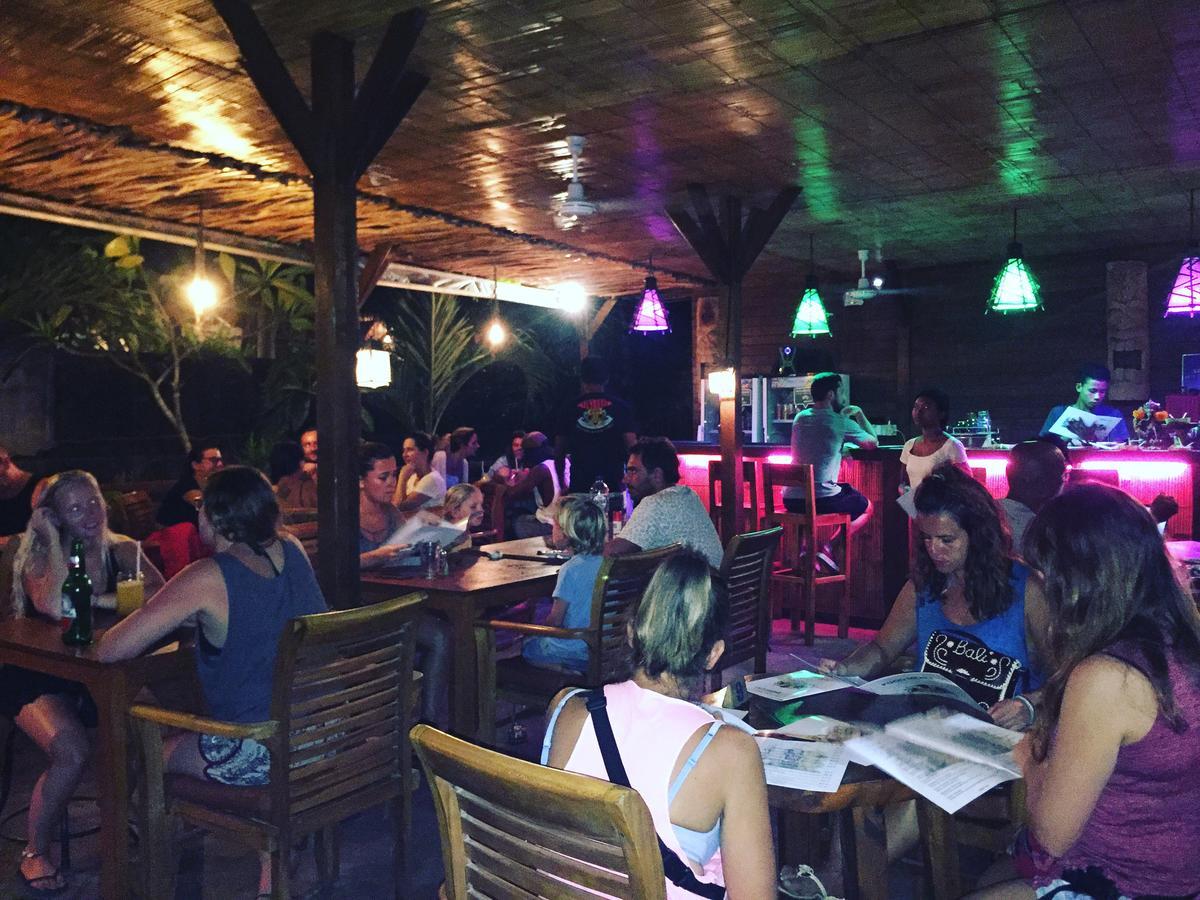 Tiki Bar And More Lembongan Dış mekan fotoğraf